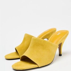 Zara Mustard Suede Mules size 9 New